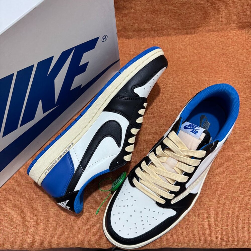 Nike Air Jordan 1 Low Travis Scott Fragment - Picture 2 of 6